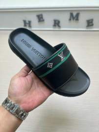 Picture of Louis Vuitton Slippers _SKULVsz38-45mnf05111316